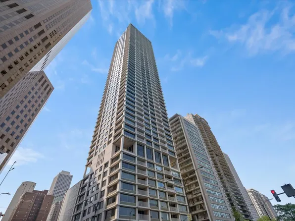1000 N Lake Shore Plz #12B, Chicago, IL 60611