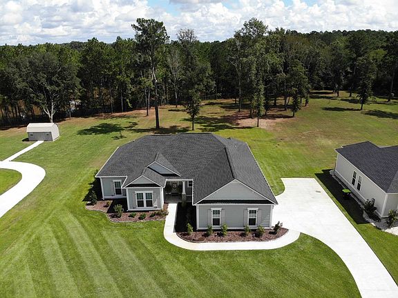 2nd image of 142 Hollister Dr