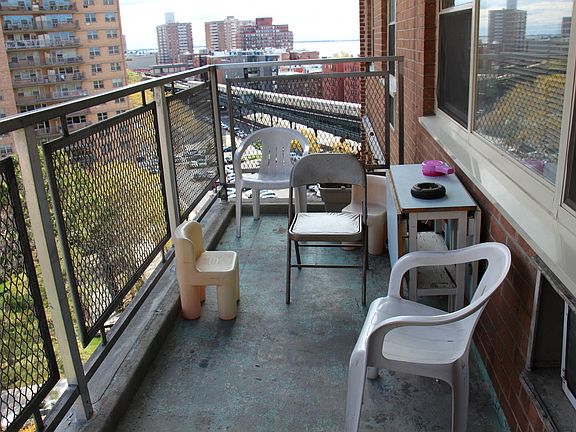 5th image of 2940 W 5th St APT 11F