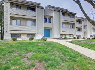 2015 Melrose Dr APT B, Champaign, IL 61820