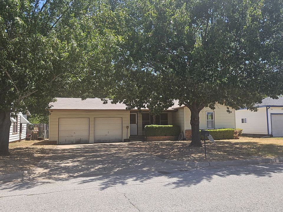 1st image of 540 Harrison Ln