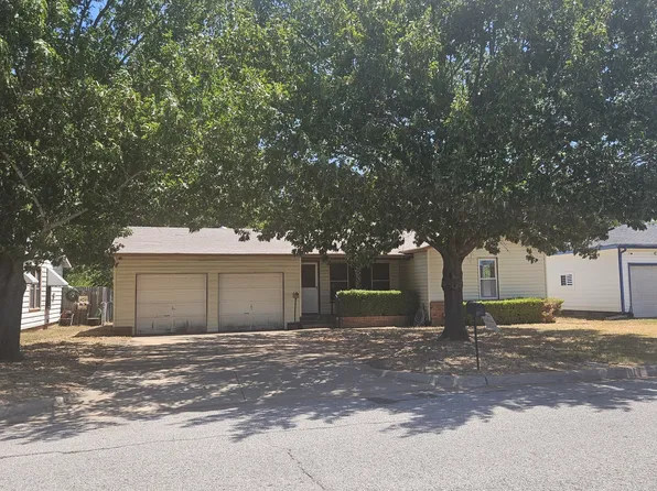 540 Harrison Ln, Hurst, TX 76053