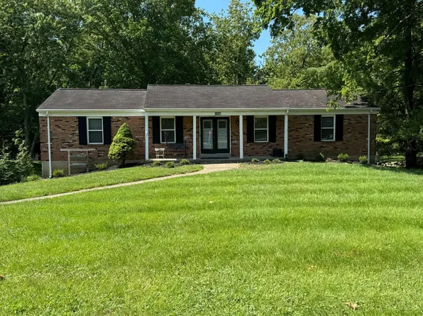 725 Maple Ridge Rd, Milford, OH 45150