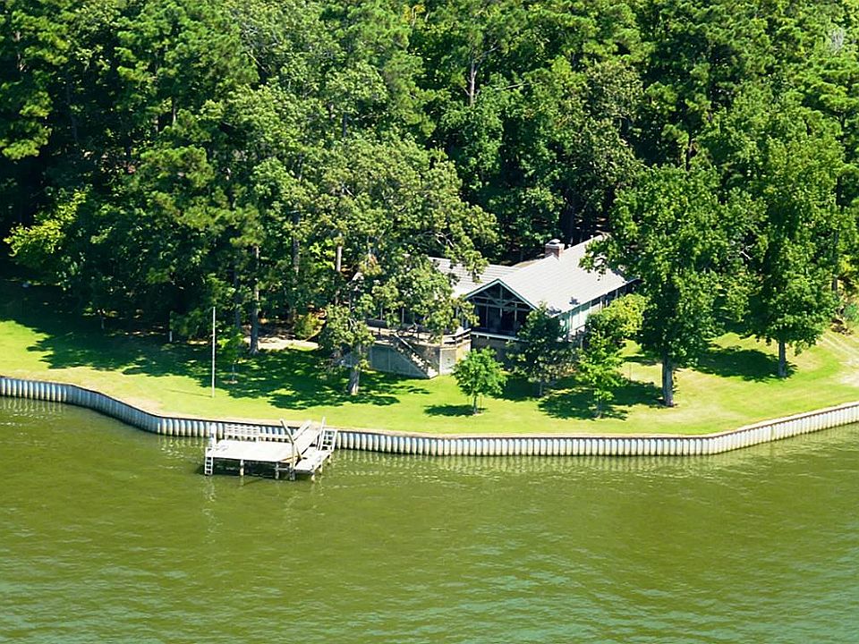 1st image of 255 N Pine Harbour Dr