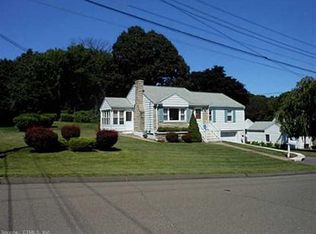 10 Ridge Rd, Ansonia, CT 06401