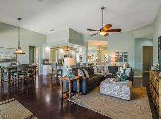 3933 Upolo Ln, Naples, FL 34119