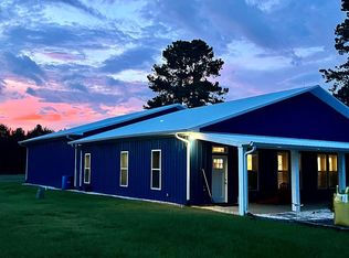 636 Burkelo Rd, Wagener, SC 29164