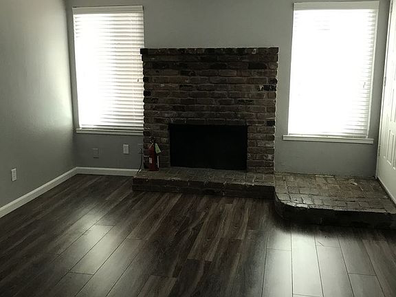 2nd image of 1711 Q St APT 07