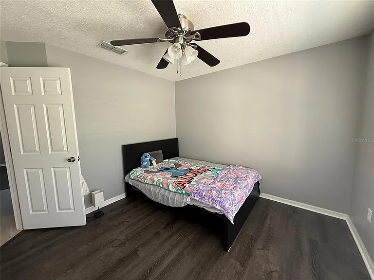16212 Coopers Hawk Ave — Photo 11