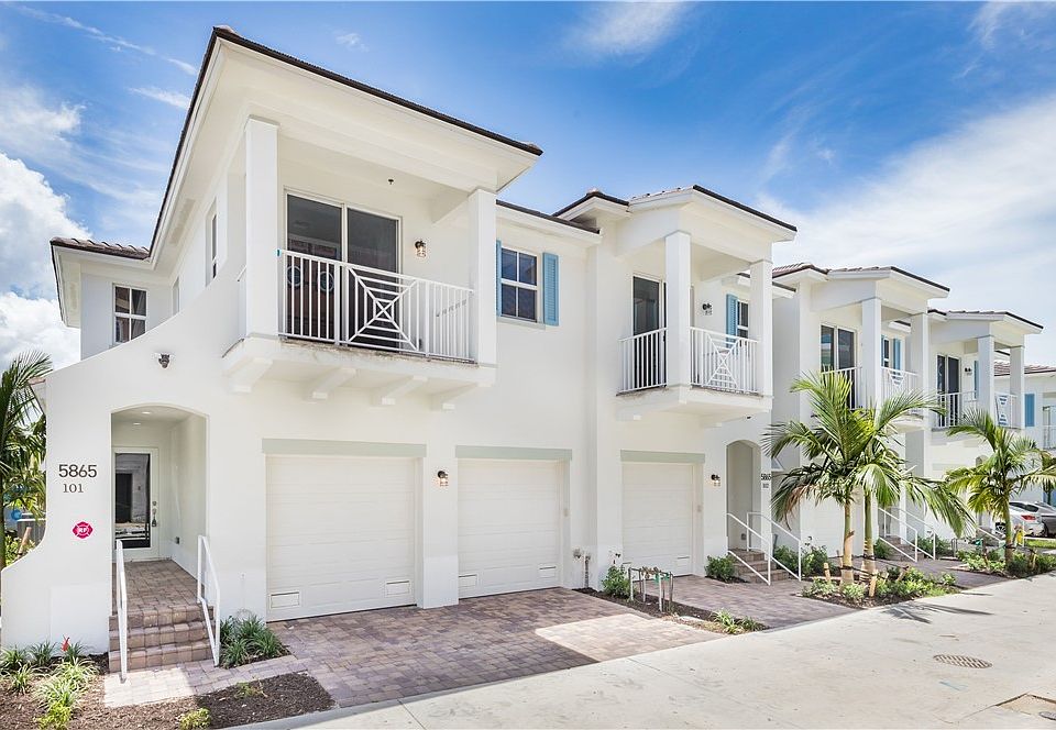 1st image of 5865 Shell Cove Dr #104