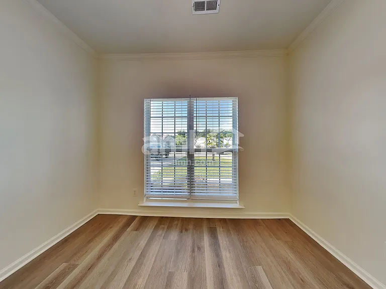 415 Caperton Way — Photo 4