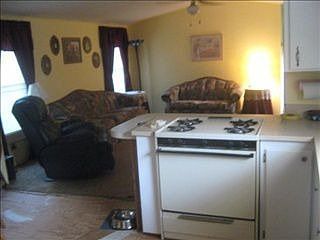 4th image of 2781 Sweetheart Cir