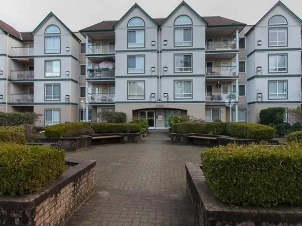 10082 132nd St #213, Surrey, BC V3T 5V3
