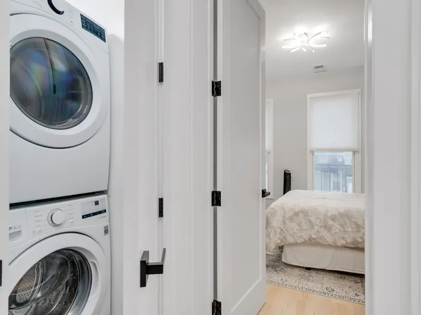 287 Webster Avenue image 20 of 21