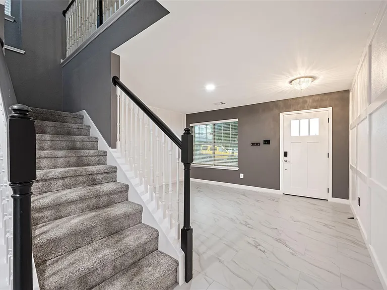 9226 Macmillan Ln — Photo 5