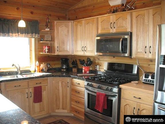 3rd image of 232 Camp Creek Cir