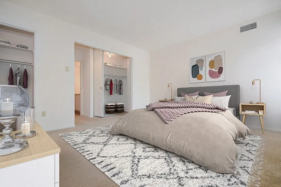 St. Regis Apartments
