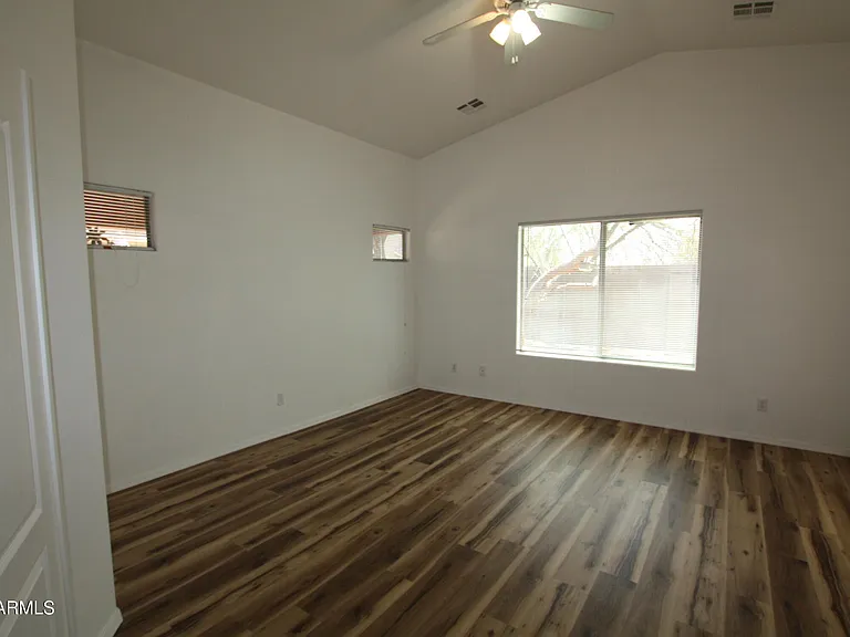 25735 W Elwood St — Photo 18