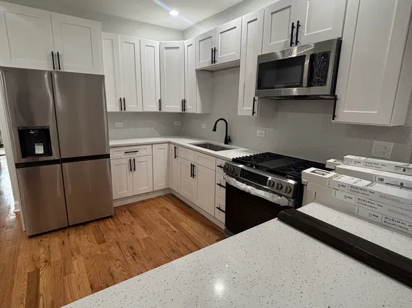 (undisclosed Address), Chicago, IL 60644