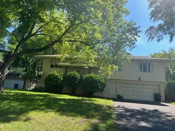 5317 Malibu Dr, Edina, MN 55436