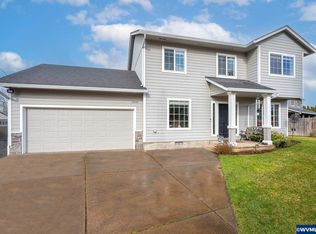 2248 Devos St, Eugene, OR 97402