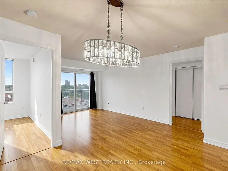 2772 Keele St #505 — Photo 13