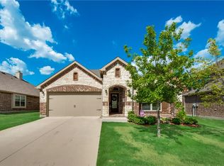 225 Churchill Dr, Fate, TX 75189