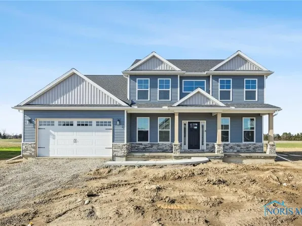 1061 Stoneleigh Rd, Perrysburg, OH 43551