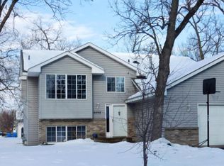 6098 Albert Ln, North Branch, MN 55056