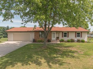 2125 Bluebill St, Green Bay, WI 54311