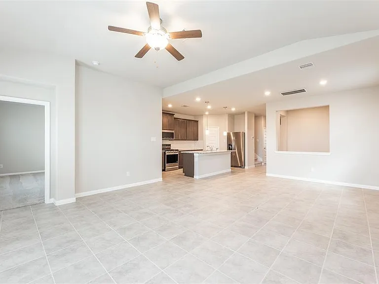 1230 Glendora Dr — Photo 8