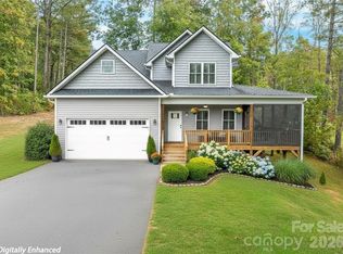 139 Clay St, Fairview, NC 28730