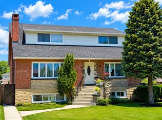 4824 S Lotus Ave #2, Chicago, IL 60638