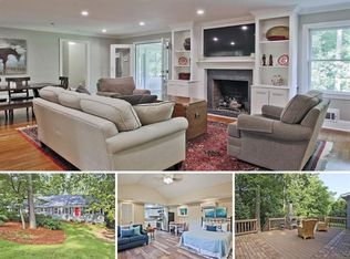 6100 Heards Creek Dr, Sandy Springs, GA 30328