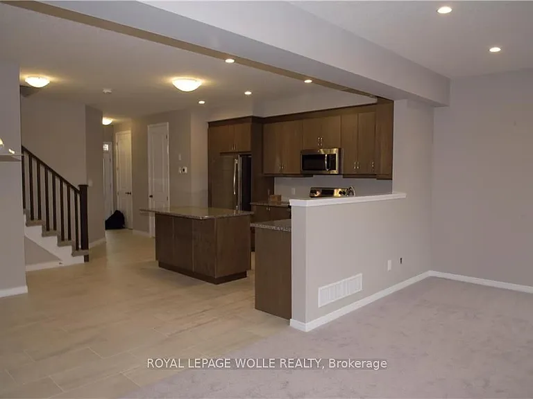 664 Blair Creek Dr — Photo 9