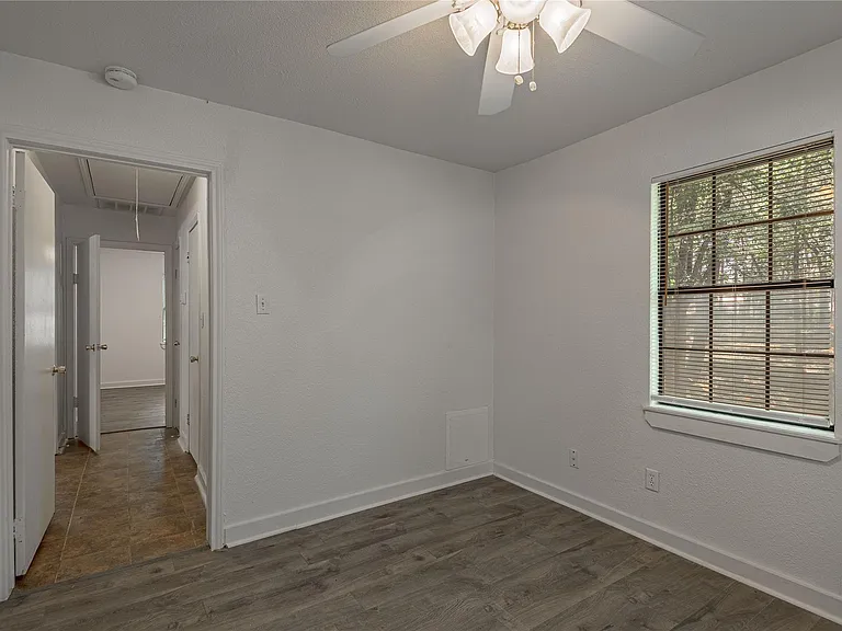 7A Hickory Ln — Photo 15
