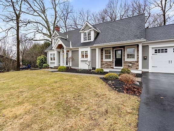 4th image of 32 Wilder Rd