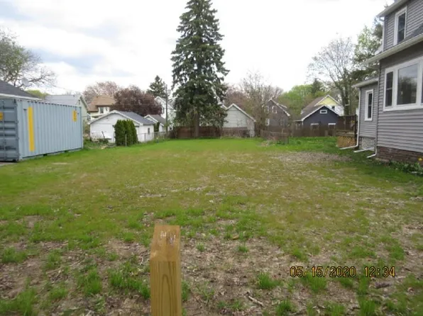 64 Illinois St, Rochester, NY 14609
