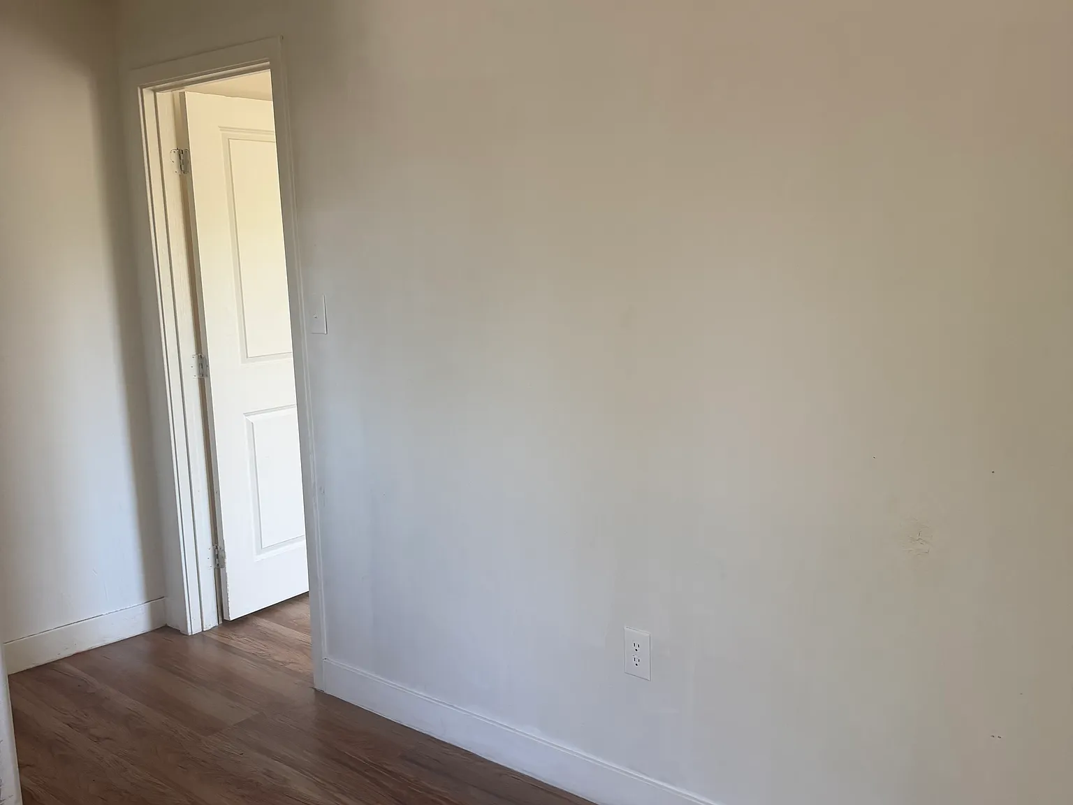 1 bed, 500 sqft, $1,600 — Photo 2