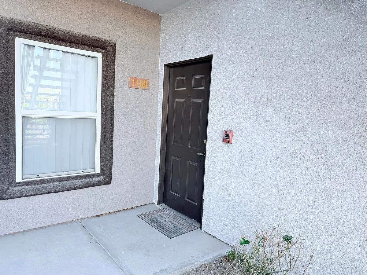 Building Photo - 7255 W Sunset Rd #1158