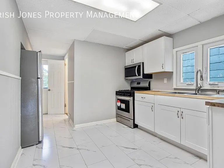 76 Hammerschmidt Ave #LOWER — Photo 9