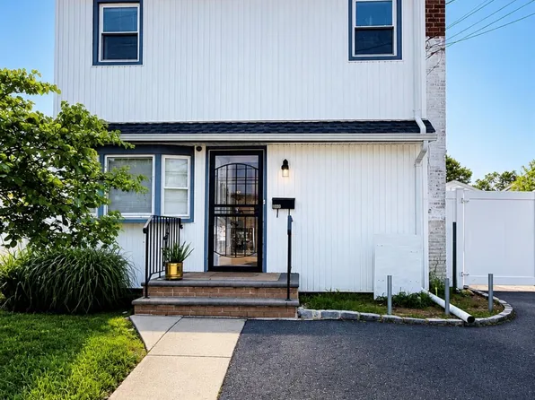 1800 Newbridge Road, North Bellmore, NY 11710