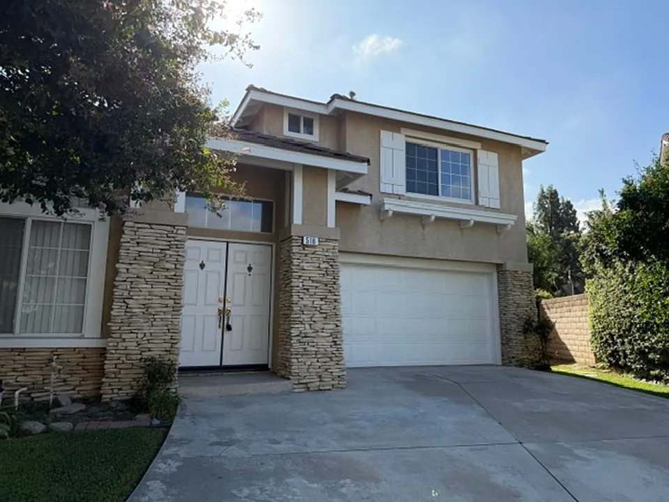 516 Hidden Valley Dr