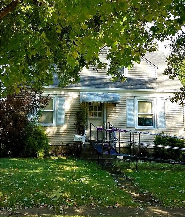 1st image of 132 Lafayette St