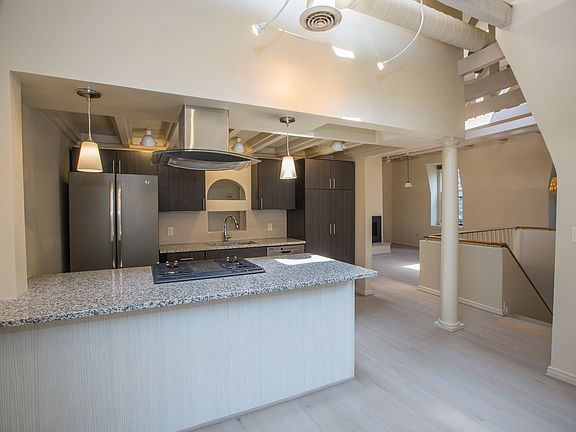 5th image of 28 Whitney Pl #4