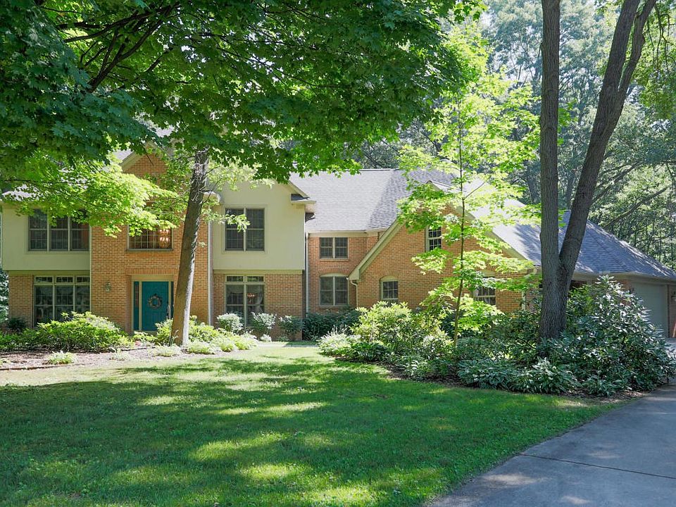 8537 Colony Lane-101