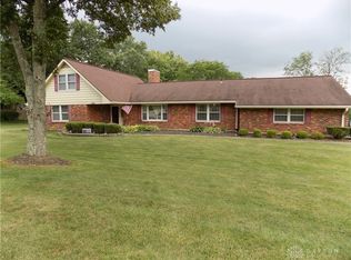 1326 Ambridge Rd, Dayton, OH 45459