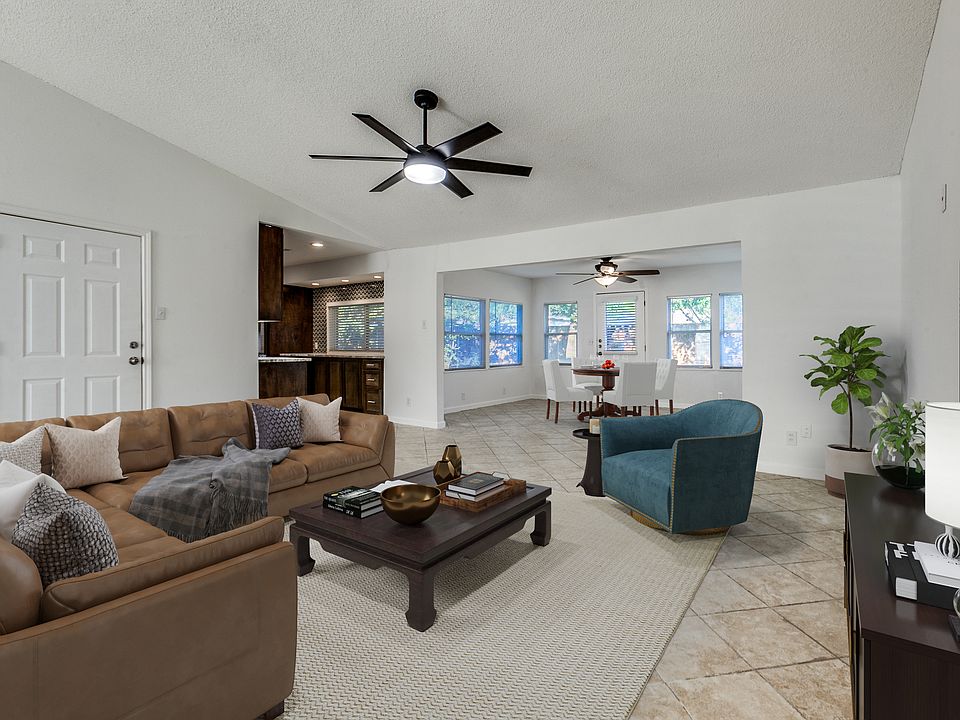1st image of 108 Mariana Dr