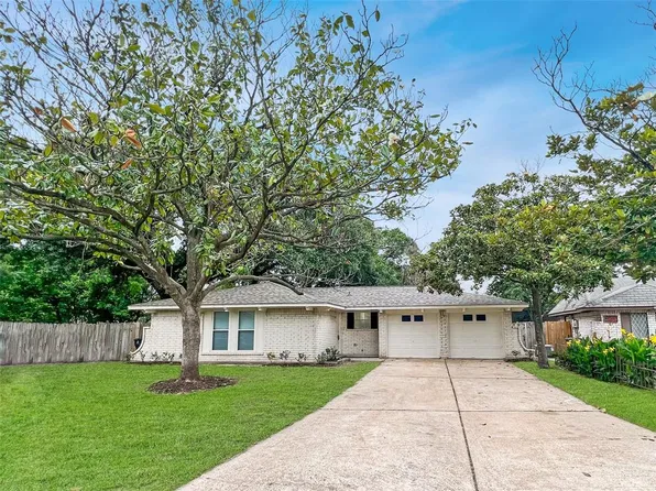8943 Gauguin Drive, Houston, TX 77088