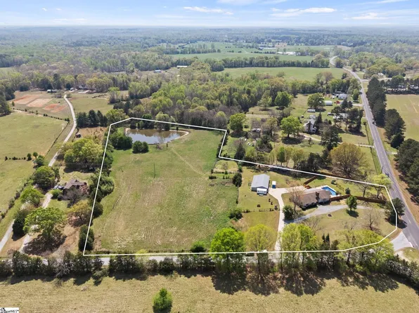 16 Herman Rd, Laurens, SC 29360